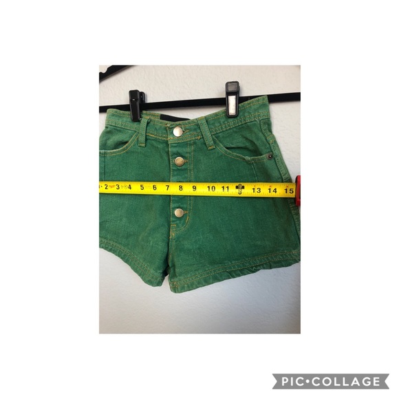 Green button up high-wasted shorts - Picture 4 of 8
